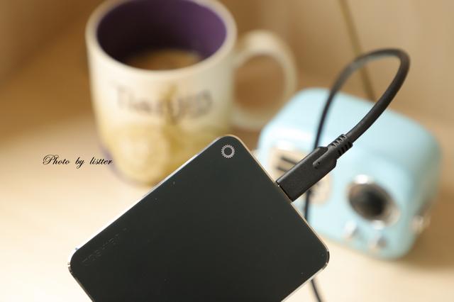 超轻薄、突破500MB/s！东芝XS700移动固态硬盘体验