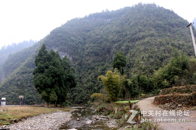 远离尘嚣，山清水秀