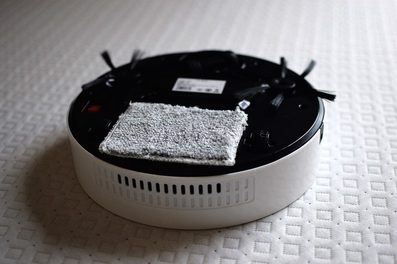 快去干活吧 勤劳的一米T115智能扫地机器人