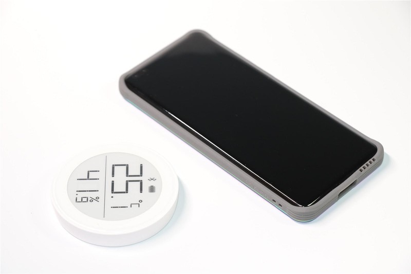 颜值出众 军规防摔--Defense决色小彩壳