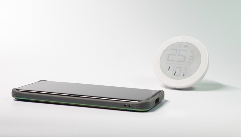 颜值出众 军规防摔--Defense决色小彩壳