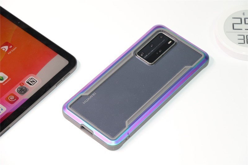 颜值出众 军规防摔--Defense决色小彩壳