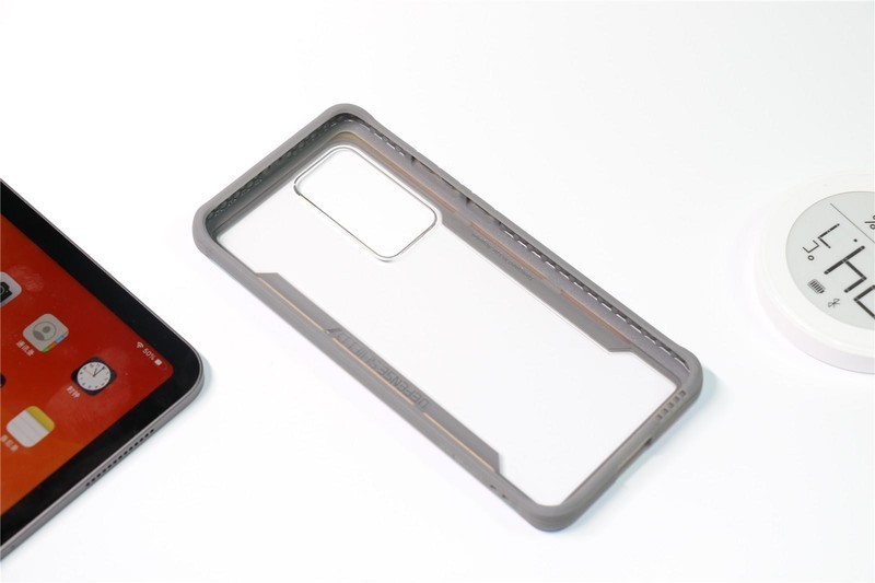 颜值出众 军规防摔--Defense决色小彩壳