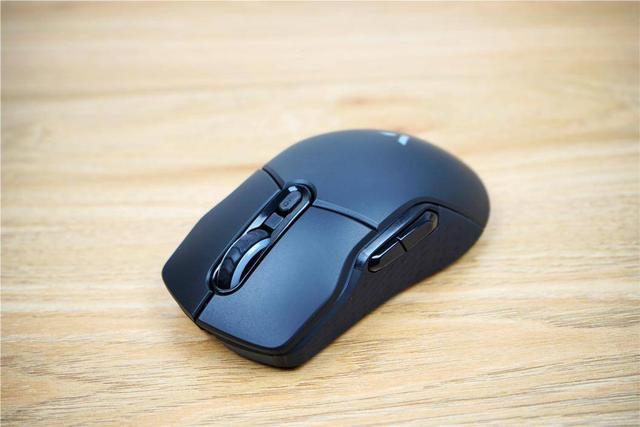 办公游戏双兼容，无线双模随你用--雷柏VT200双模鼠标分享