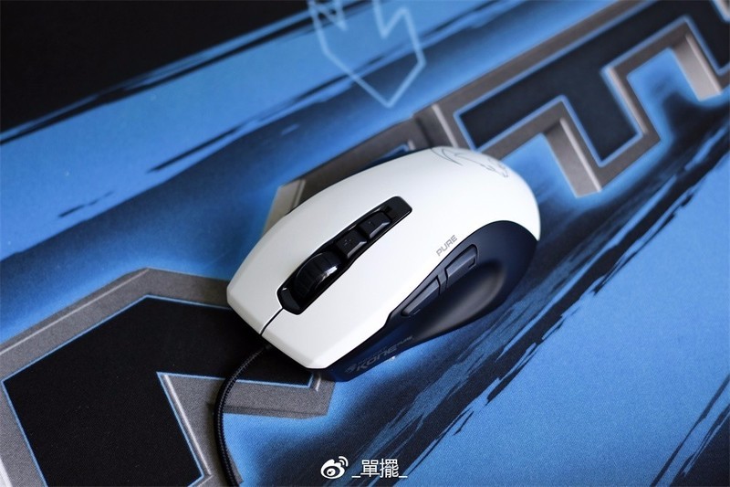 【單擺出品】冰豹Kone Pure夜枭-熊猫版 游戏鼠标评测