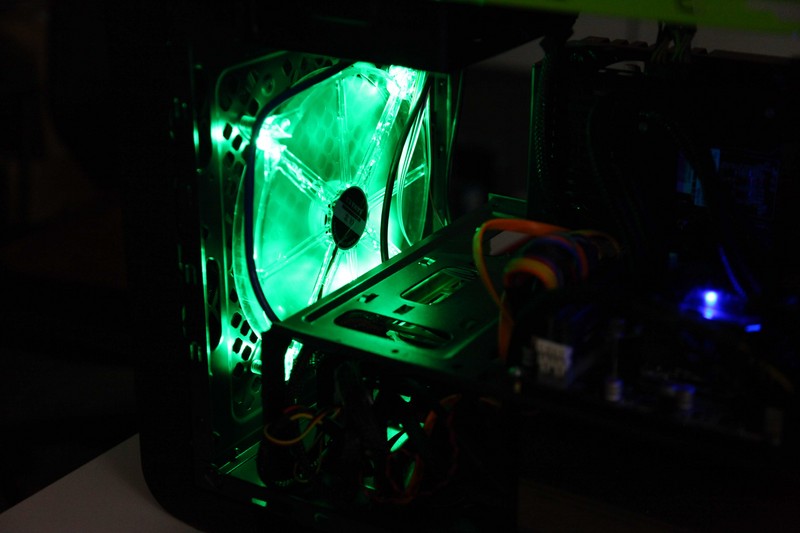 【一小时装机】记录神速装机时刻，先马套装+I5+GTX970装机分享。