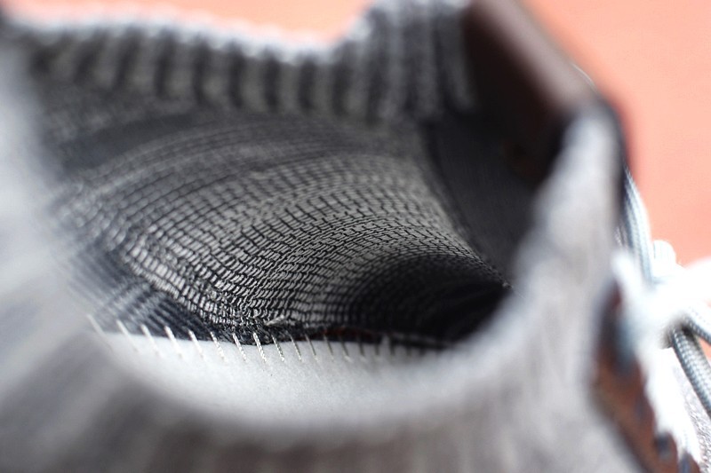 透气飞织 皮革混搭 七面鲨鱼运动休闲鞋