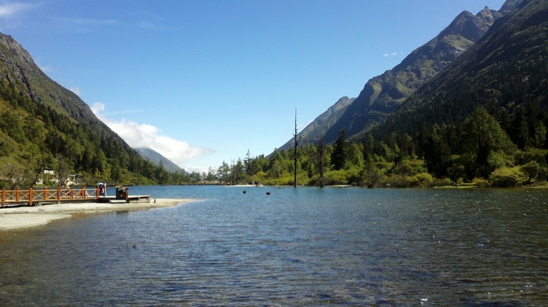 诺基亚C6-01，800全幅对焦手机，旅游随拍
