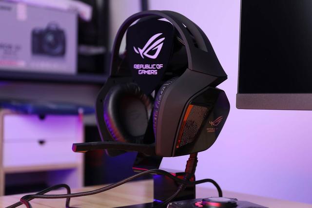 物理7.1环绕立体声，这款败家之眼百夫长不但好用还有点儿小酷