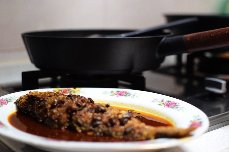 德国品牌 瑞士技术 VELOSAN 28cm摩卡晶钻古木不粘煎锅