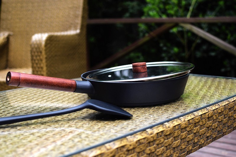 德国品牌 瑞士技术 VELOSAN 28cm摩卡晶钻古木不粘煎锅