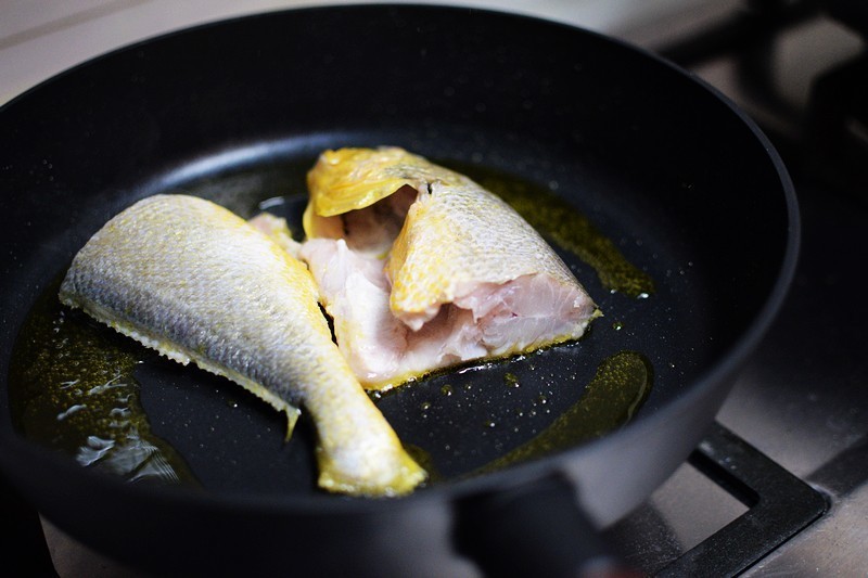 德国品牌 瑞士技术 VELOSAN 28cm摩卡晶钻古木不粘煎锅