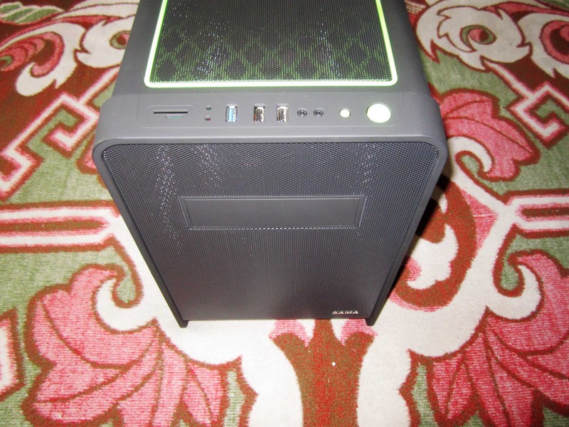 士别三日即当刮目相看——先马机电新品“碳立方”机箱及24K纯正金牌500W电源掠影[原创