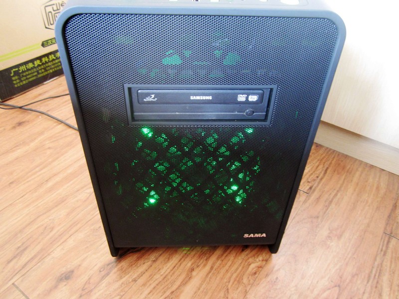 士别三日即当刮目相看——先马机电新品“碳立方”机箱及24K纯正金牌500W电源掠影[原创