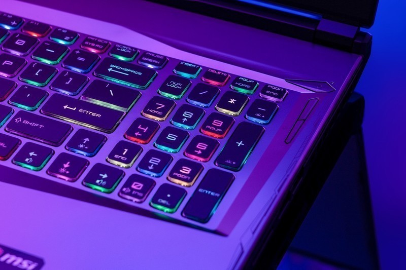 难寻弱点的真 · 六边形战士？微星GP75 笔记本电脑 评测