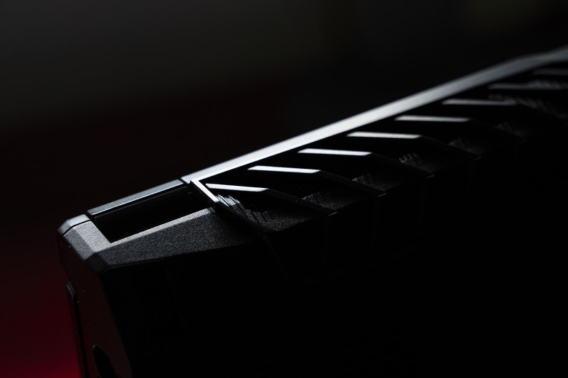 难寻弱点的真 · 六边形战士？微星GP75 笔记本电脑 评测