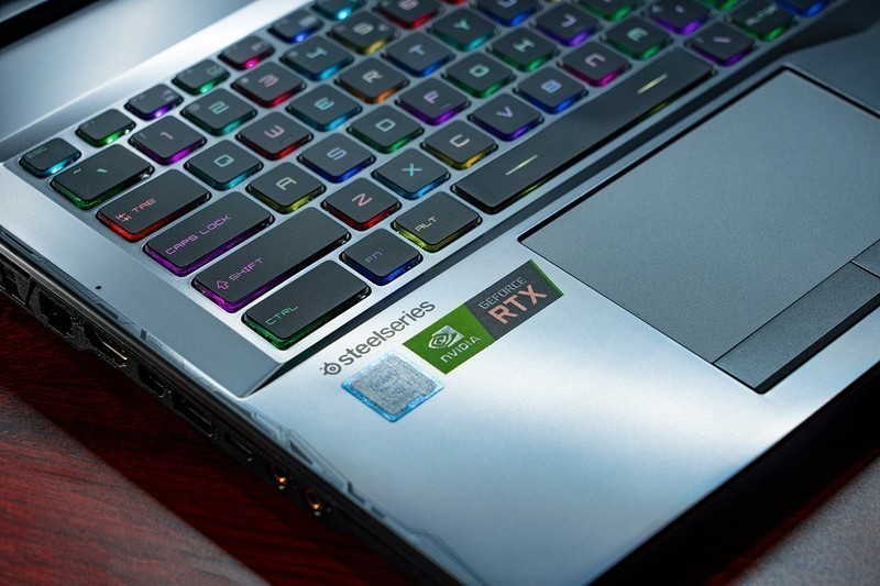 难寻弱点的真 · 六边形战士？微星GP75 笔记本电脑 评测