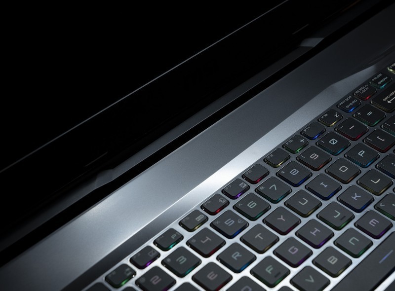 难寻弱点的真 · 六边形战士？微星GP75 笔记本电脑 评测