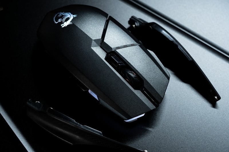 难寻弱点的真 · 六边形战士？微星GP75 笔记本电脑 评测