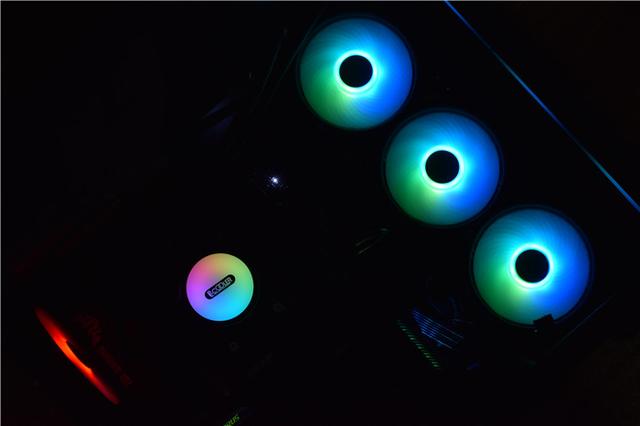 手把手教你装CPU水冷，超频三凌镜360水冷分享