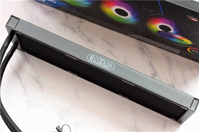 手把手教你装CPU水冷，超频三凌镜360水冷分享