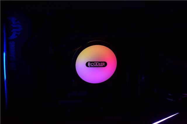 手把手教你装CPU水冷，超频三凌镜360水冷分享