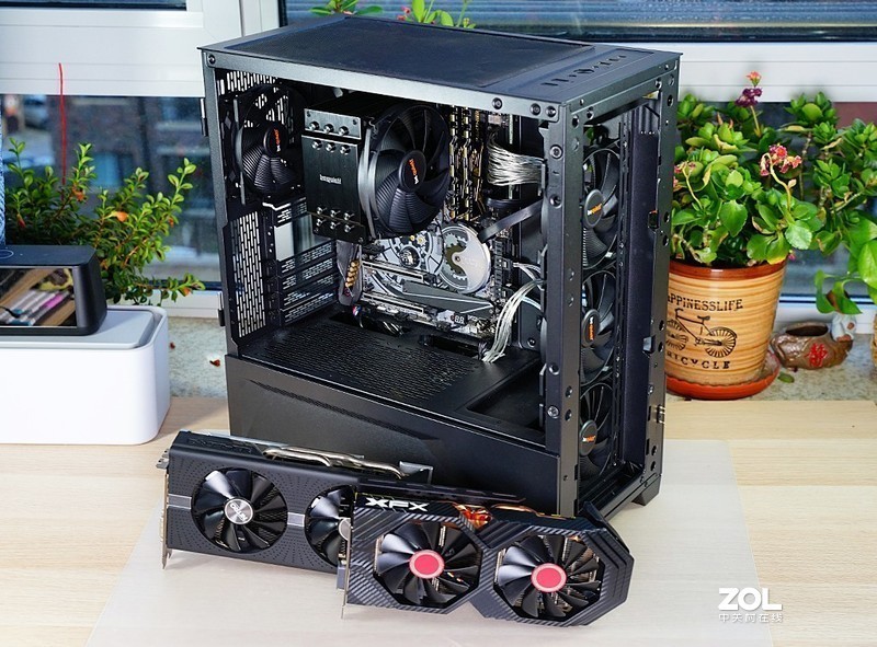 反光污染！无光主机搞测试：千元级新军RX590GME比对RX580