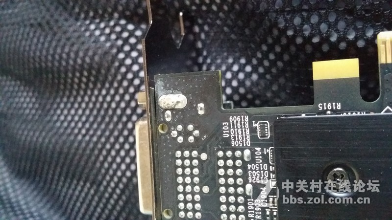 我是不是被坑了，求鉴定是不是返修货！