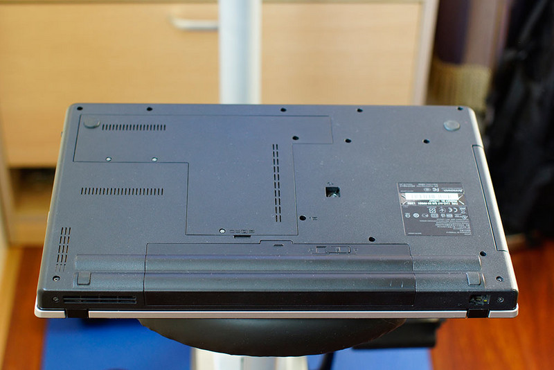 [北京][售]￥2150包邮ThinkPad E520/i7-2670QM/4GB/500GB 7200/ATI6630独显2GB