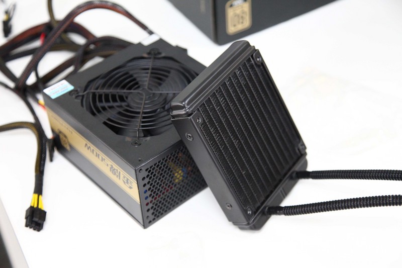 【一小时装机】记录神速装机时刻，先马套装+I5+GTX970装机分享。