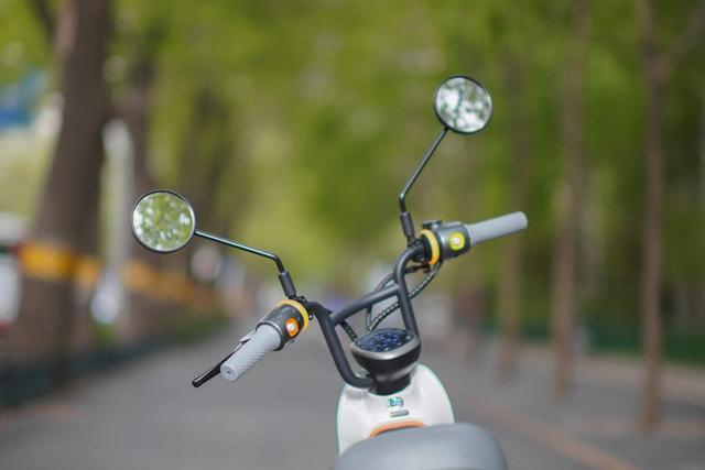 电动车也智能化？九号C40轻松上路，上车即走