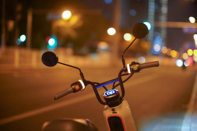 电动车也智能化？九号C40轻松上路，上车即走