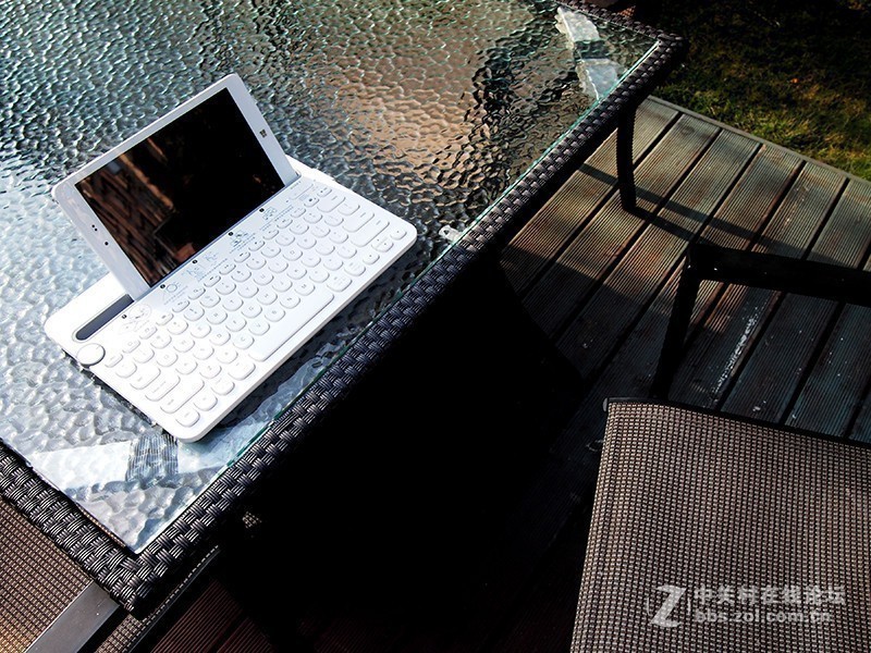 走进WIN10平板时代——驰为Hi8体验