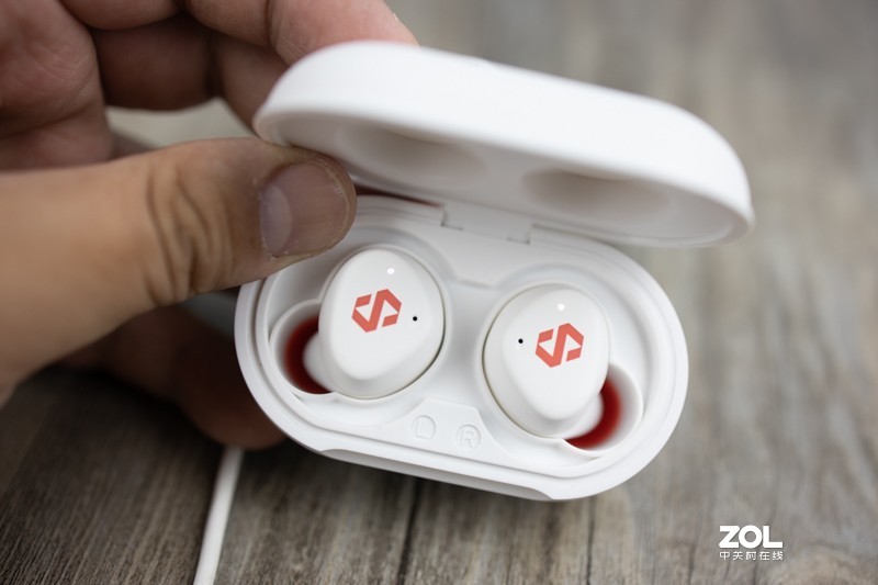 排噪又养颜，这款真无线耳机做得很认真：dyplay ANC Shield Pro评测