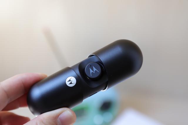 你喜欢的TWS真无线蓝牙耳机种草，摩托罗拉VB400