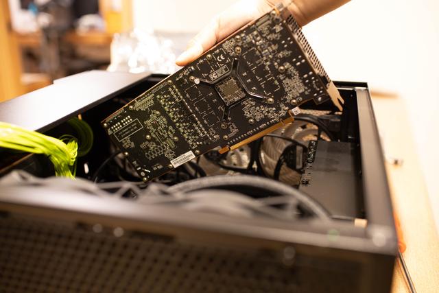 300元组件稀缺右侧透主机？鑫谷开元G5机箱装机