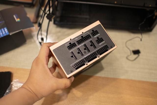 300元组件稀缺右侧透主机？鑫谷开元G5机箱装机