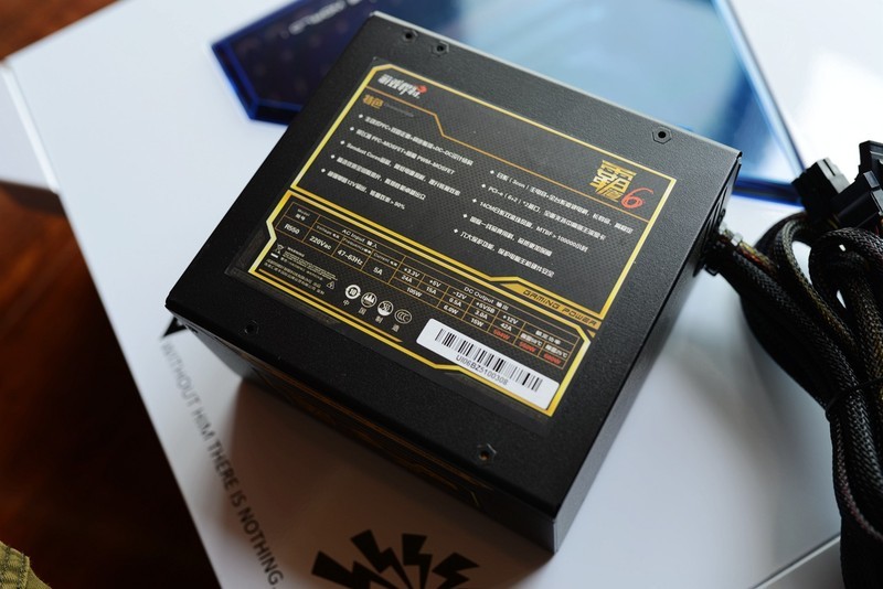 HyperX savage 野性风骚红，ROG GTX970霸道攒机作业