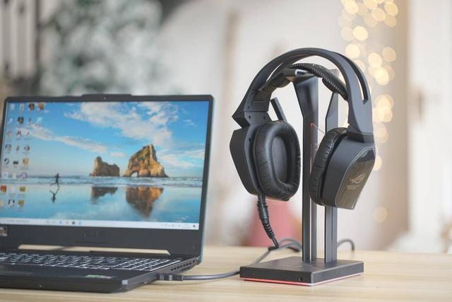 听音辨位、低音与环绕感，ROG 百夫长7.1游戏耳机618历史最低价