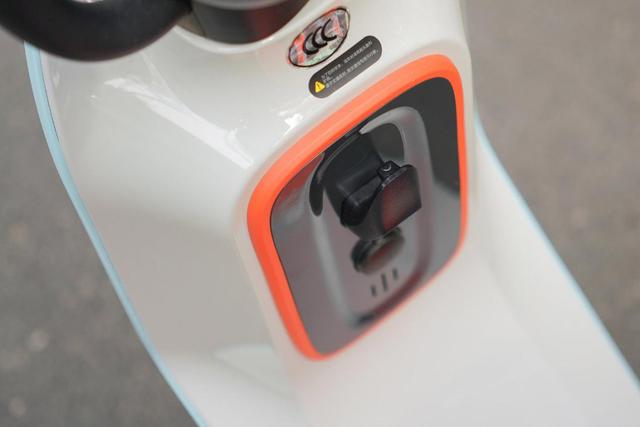 电动车也智能化？九号C40轻松上路，上车即走