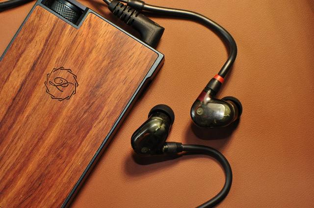 人声利器靓声易推，森海塞尔IE400 PRO评测