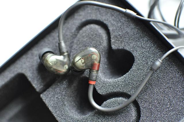 人声利器靓声易推，森海塞尔IE400 PRO评测