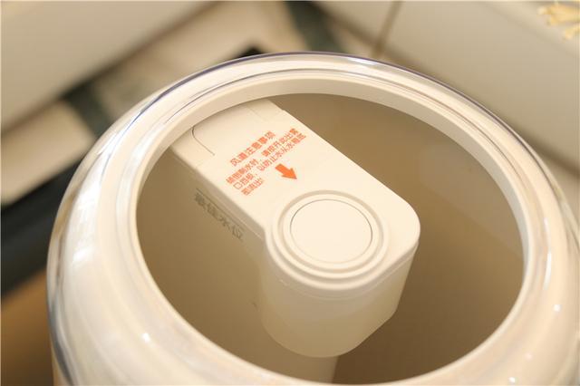 6L大水箱，加湿长达25小时，还能UV除菌！小熊加湿器体验