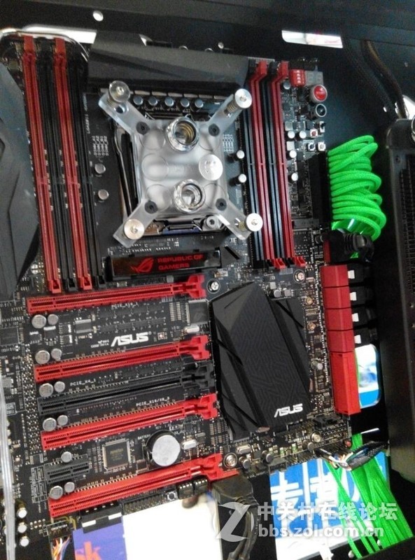 I7-5960X 迎广怪兽! R5E! 双华硕黑泰坦！全定制水冷！ 样机！出！出！出！