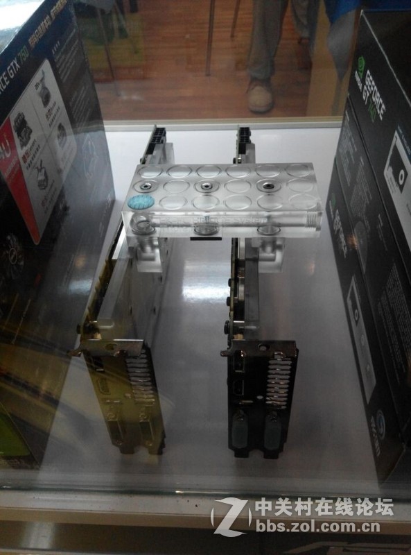 I7-5960X 迎广怪兽! R5E! 双华硕黑泰坦！全定制水冷！ 样机！出！出！出！