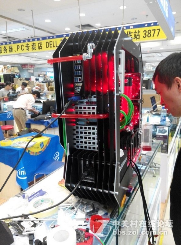 I7-5960X 迎广怪兽! R5E! 双华硕黑泰坦！全定制水冷！ 样机！出！出！出！