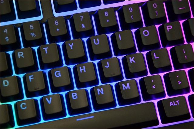 噪音控制堪比静音红轴，Apex家族血统，赛睿这款薄膜键盘亮点颇多