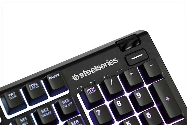 噪音控制堪比静音红轴，Apex家族血统，赛睿这款薄膜键盘亮点颇多