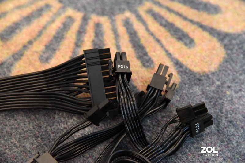 升级了显卡也要把电源升级一下啊---九州风神DQ750ST金牌电源入手升级记