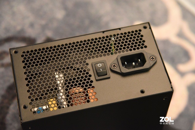 升级了显卡也要把电源升级一下啊---九州风神DQ750ST金牌电源入手升级记